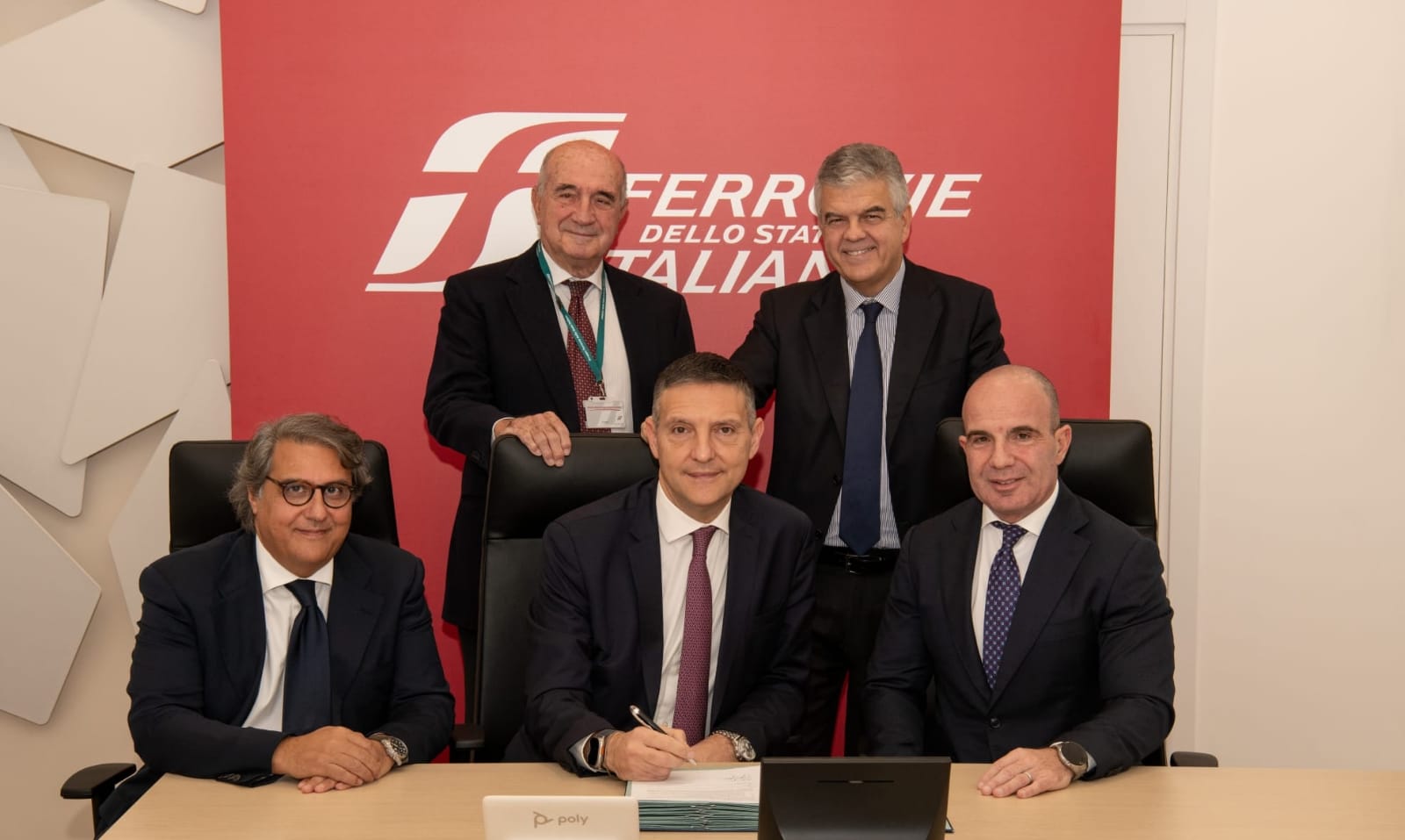 Photo: FS Italiane and Almaviva sign agreement on the development of digital solutions